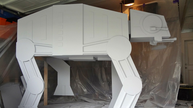 Illustration for article titled The Luckiest Kid on Earth (or Hoth) Just Got an AT-AT Bunk Bed